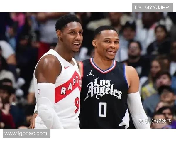 尼克斯与猛龙激战正酣NBA赛季精彩对决回顾与分析